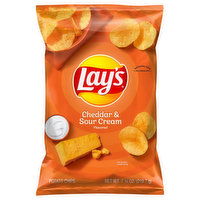 Lay's Potato Chips, Cheddar & Sour Cream Flavored, 7.75 Ounce