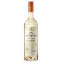 Menage a Trois Sweet White Blend Collection Moscato California Wine - 750 Millilitre