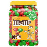 M&M'S Give the gift of fun this holiday season when you treat your friends, family and coworkers to M&M'S Peanut Chocolate Christmas Candy. These bite-size pieces are made with roasted peanuts and real milk chocolate to celebrate the holidays. - 62 Ounce
