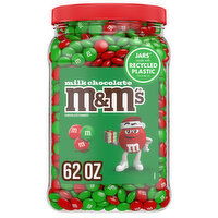 M&M'S Give the gift of fun this holiday season when you treat your friends, family and coworkers to M&M'S Milk Chocolate Christmas Candy. These bite-size pieces are made with real milk chocolate and dressed up in red and green to celebrate the holidays. - 62 Ounce