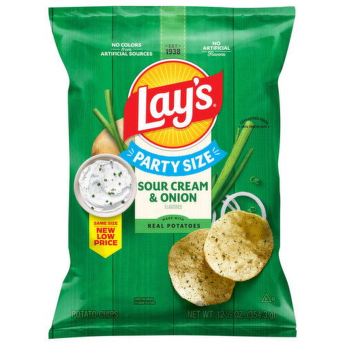 Lay's Sour Cream & Onion Flavored Potato Chips Party Size