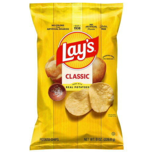 Lay's Classic Potato Chips Image 1 of 4