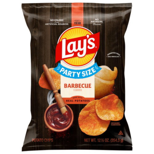 Lay's Barbecue Flavored Potato Chips Party Size Image 1 of 3