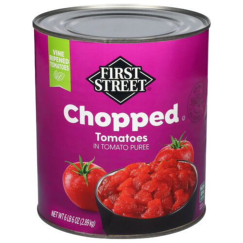 First Street Chopped Tomatoes in Tomato Puree