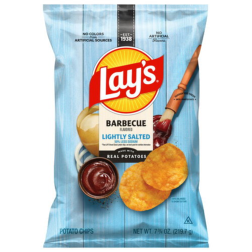 Lay's Lightly Salted Barbecue Flavored Potato Chips Image 1 of 4