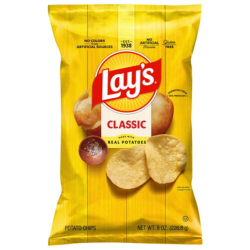Lay's Classic Potato Chips Image 1 of 4
